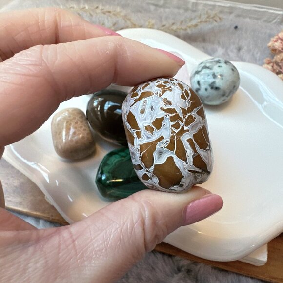 Set of 8 Crystal Tumbles - Picture 3 of 9